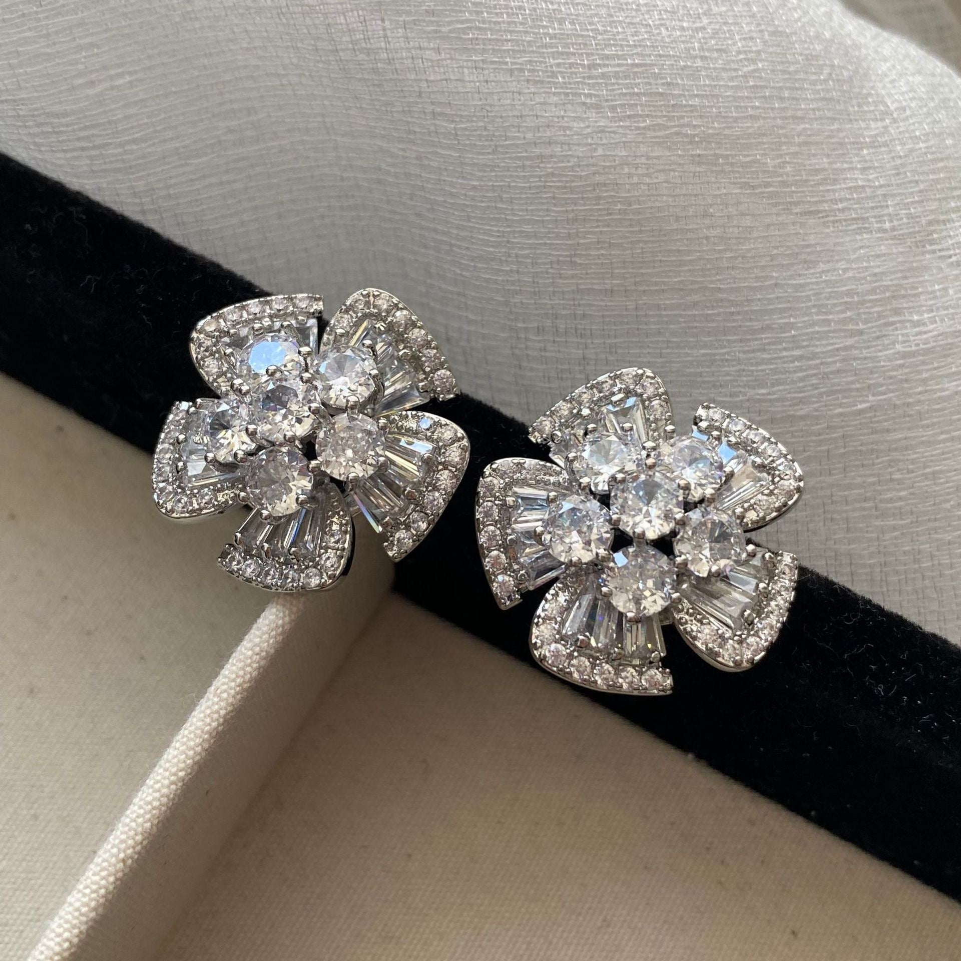 Floral-inspired zircon stud earrings